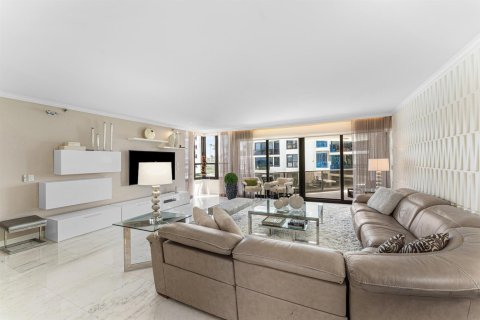 Copropriété à vendre à Palm Beach, Floride: 2 chambres, 231.98 m2 № 2184631 - photo 8