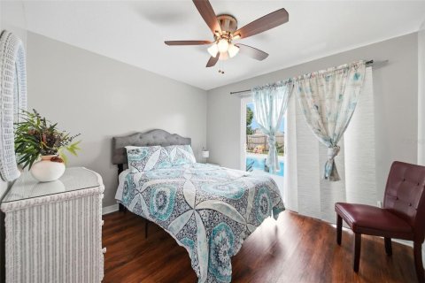 Casa en venta en Orlando, Florida, 5 dormitorios, 207.17 m2 № 2383453 - foto 11