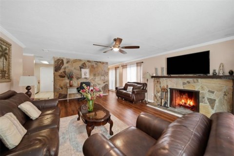 Casa en venta en Orlando, Florida, 5 dormitorios, 207.17 m2 № 2383453 - foto 6