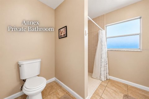Casa en venta en Orlando, Florida, 5 dormitorios, 207.17 m2 № 2383453 - foto 22