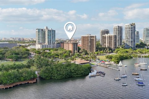Купить кондоминиум в Майами, Флорида 1 спальня, 64.1м2, № 1938882 - фото 2