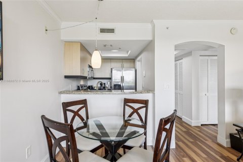 Купить кондоминиум в Майами, Флорида 1 спальня, 64.1м2, № 1938882 - фото 9