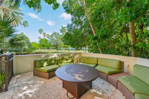 Купить кондоминиум в Майами, Флорида 1 спальня, 64.1м2, № 1938882 - фото 21