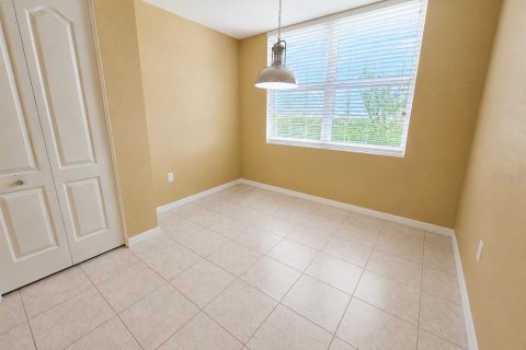 Condo in Sarasota, Florida, 2 bedrooms  № 2275781 - photo 4