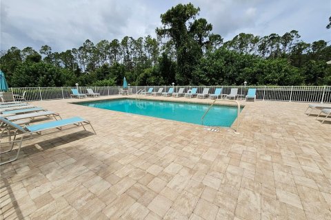 Condo in Sarasota, Florida, 2 bedrooms  № 2275781 - photo 21