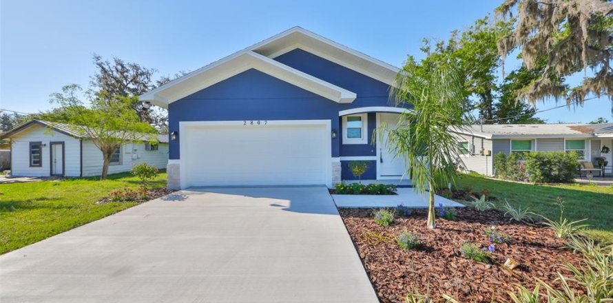 House in Plant City, Florida 3 bedrooms, 136.29 sq.m. № 1581904