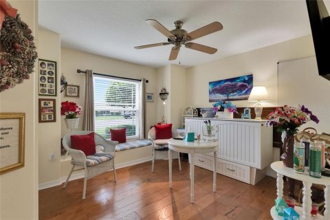 House in Winter Haven, Florida 4 bedrooms, 175.96 sq.m. № 2157566 - photo 10