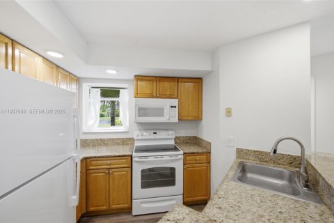 Condominio en alquiler en Margate, Florida, 2 dormitorios, 89.46 m2 № 2064670 - foto 7