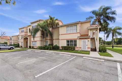 Condominio en Margate, Florida, 2 dormitorios  № 2064670