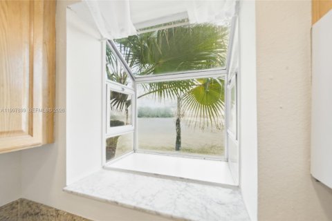 Condominio en alquiler en Margate, Florida, 2 dormitorios, 89.46 m2 № 2064670 - foto 11