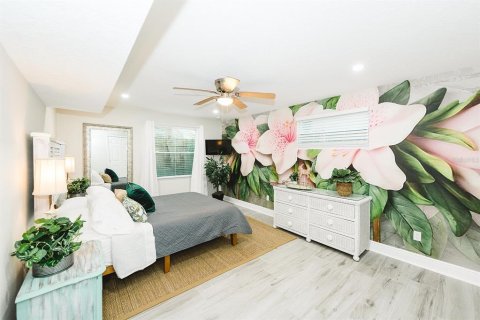 Casa en venta en Treasure Island, Florida, 5 dormitorios, 187.29 m2 № 2155925 - foto 10