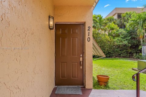 Copropriété à vendre à Hialeah, Floride: 3 chambres, 106 m2 № 2168696 - photo 4