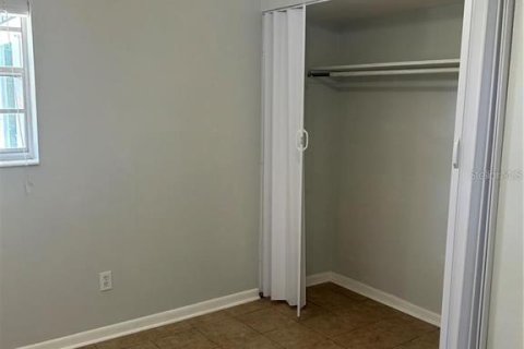 Villa ou maison à louer à Brandon, Floride: 3 chambres, 148.18 m2 № 2119052 - photo 27