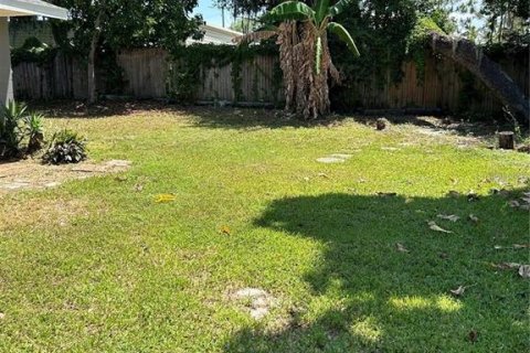 Villa ou maison à louer à Brandon, Floride: 3 chambres, 148.18 m2 № 2119052 - photo 14