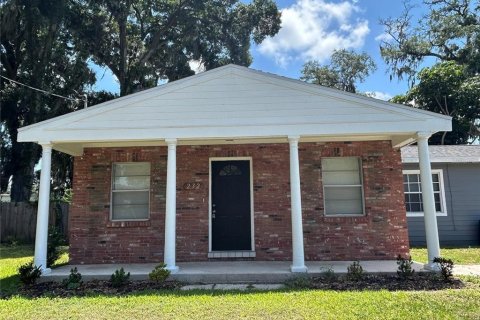 Villa ou maison à louer à Brandon, Floride: 3 chambres, 148.18 m2 № 2119052 - photo 3