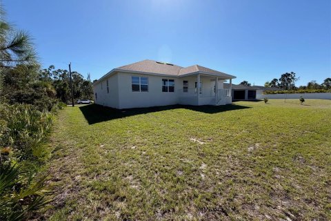 Villa ou maison à vendre à Port Charlotte, Floride: 4 chambres, 196.67 m2 № 2429455 - photo 23