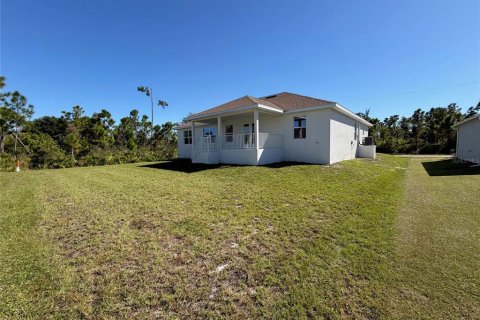 Villa ou maison à vendre à Port Charlotte, Floride: 4 chambres, 196.67 m2 № 2429455 - photo 22