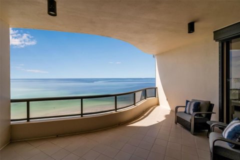 Condo in Longboat Key, Florida, 2 bedrooms  № 1915393 - photo 14