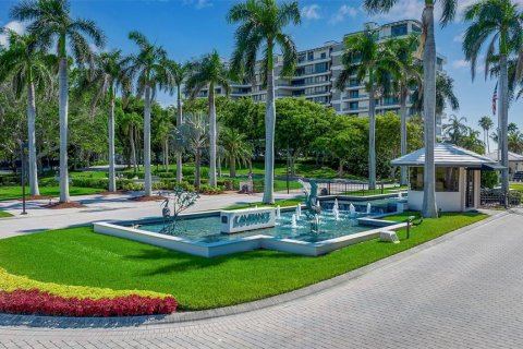 Condo in Longboat Key, Florida, 2 bedrooms  № 1915393 - photo 9