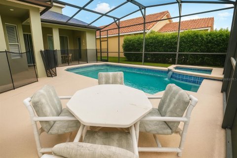 Casa en venta en Davenport, Florida, 5 dormitorios, 268.95 m2 № 2426005 - foto 3