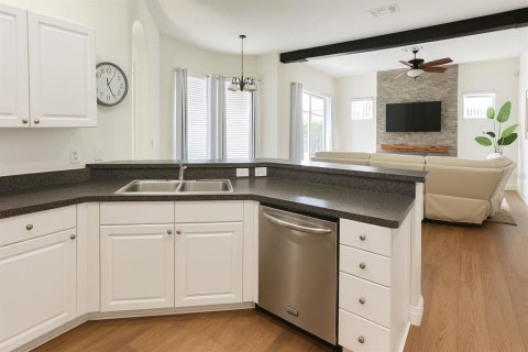 Casa en venta en Davenport, Florida, 5 dormitorios, 268.95 m2 № 2426005 - foto 7