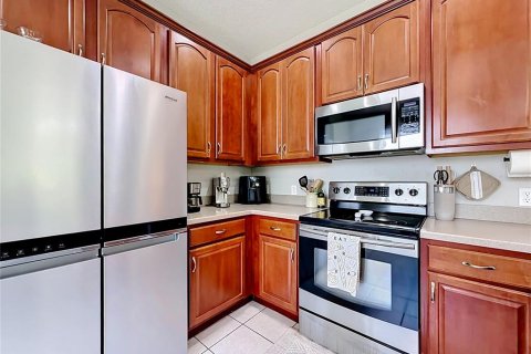 Townhouse in Orlando, Florida 3 bedrooms, 146.51 sq.m. № 2106545 - photo 12