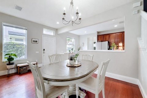 Townhouse in Orlando, Florida 3 bedrooms, 146.51 sq.m. № 2106545 - photo 21