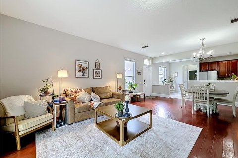 Townhouse in Orlando, Florida 3 bedrooms, 146.51 sq.m. № 2106545 - photo 26