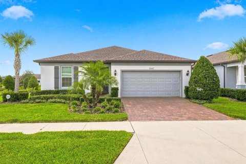 Villa ou maison à Land O' Lakes, Floride 2 chambres, 154.12 m2 № 2423587