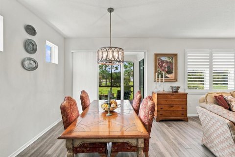 Villa ou maison à vendre à Land O' Lakes, Floride: 2 chambres, 154.12 m2 № 2423587 - photo 10