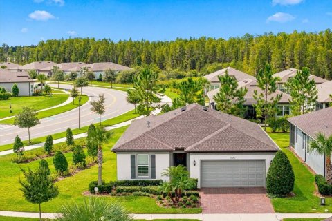 Villa ou maison à vendre à Land O' Lakes, Floride: 2 chambres, 154.12 m2 № 2423587 - photo 2