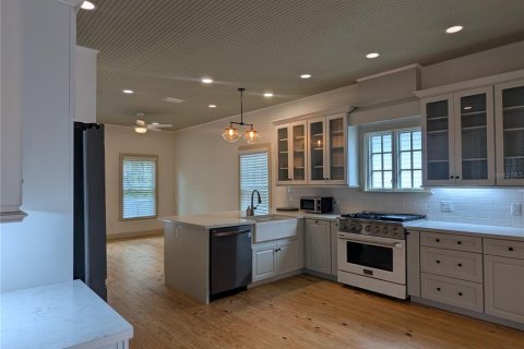 Villa ou maison à louer à Gainesville, Floride: 3 chambres, 89.93 m2 № 2155910 - photo 5