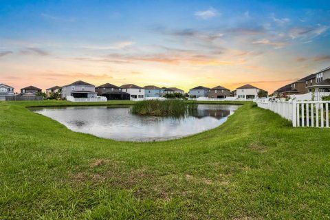 House in Ruskin, Florida 3 bedrooms, 168.15 sq.m. № 1804954 - photo 29