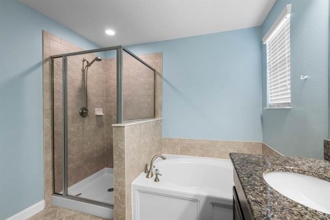 House in Ruskin, Florida 3 bedrooms, 168.15 sq.m. № 1804954 - photo 18