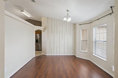Villa ou maison à louer à Clermont, Floride: 4 chambres, 183.39 m2 № 2318887 - photo 7