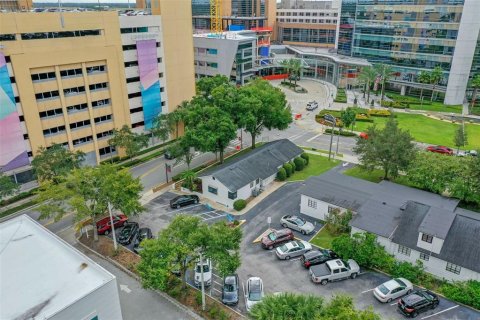 Propiedad comercial en alquiler en Orlando, Florida, 165.46 m2 № 1787373 - foto 8