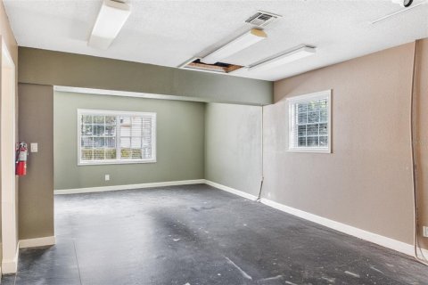 Propiedad comercial en alquiler en Orlando, Florida, 165.46 m2 № 1787373 - foto 17