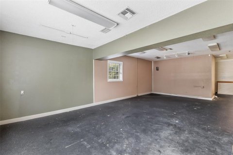 Propiedad comercial en alquiler en Orlando, Florida, 165.46 m2 № 1787373 - foto 2