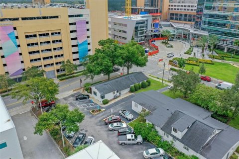 Propiedad comercial en alquiler en Orlando, Florida, 165.46 m2 № 1787373 - foto 9