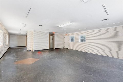 Propiedad comercial en alquiler en Orlando, Florida, 165.46 m2 № 1787373 - foto 18