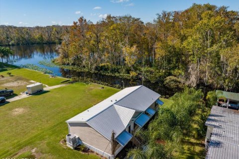 Villa ou maison à vendre à Satsuma, Floride: 3 chambres, 132.85 m2 № 865741 - photo 1