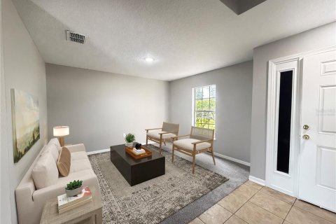 House in Leesburg, Florida 4 bedrooms, 272.76 sq.m. № 2197743 - photo 5