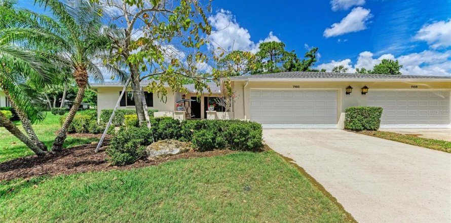 House in Sarasota, Florida 2 bedrooms, 163.14 sq.m. № 2213133
