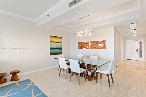 Copropriété à louer à Miami Beach, Floride: 2 chambres, 174.19 m2 № 2015165 - photo 24
