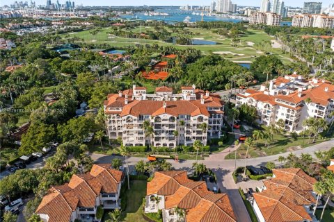 Copropriété à louer à Miami Beach, Floride: 2 chambres, 174.19 m2 № 2015165 - photo 4
