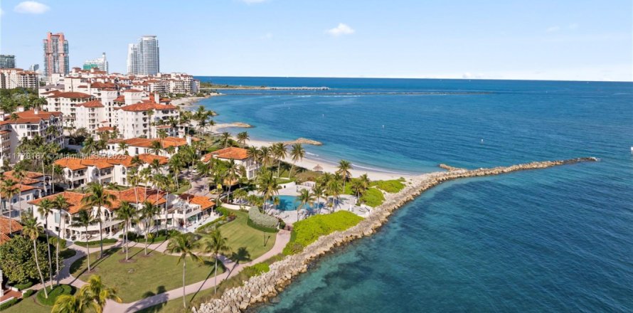 Condo à Miami Beach, Floride, 2 chambres  № 2015165