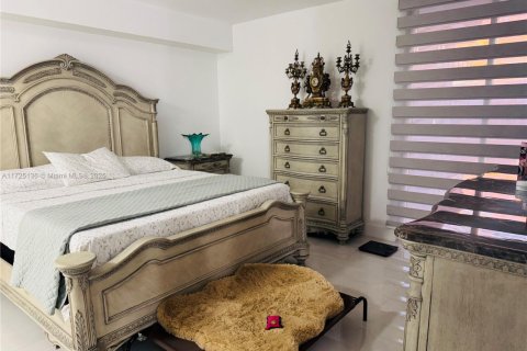 Condominio en venta en Miami, Florida, 2 dormitorios, 100.33 m2 № 1764682 - foto 19