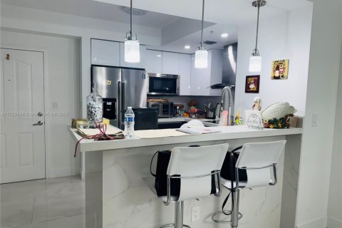 Condominio en venta en Miami, Florida, 2 dormitorios, 100.33 m2 № 1764682 - foto 6
