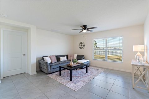 House in Wimauma, Florida 4 bedrooms, 171.5 sq.m. № 1567430 - photo 9