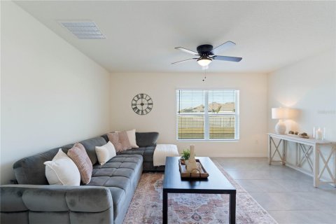 House in Wimauma, Florida 4 bedrooms, 171.5 sq.m. № 1567430 - photo 10